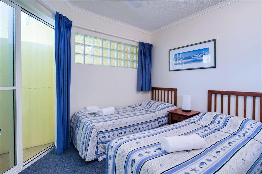 North Cove Waterfront Suites Кернс Екстериор снимка