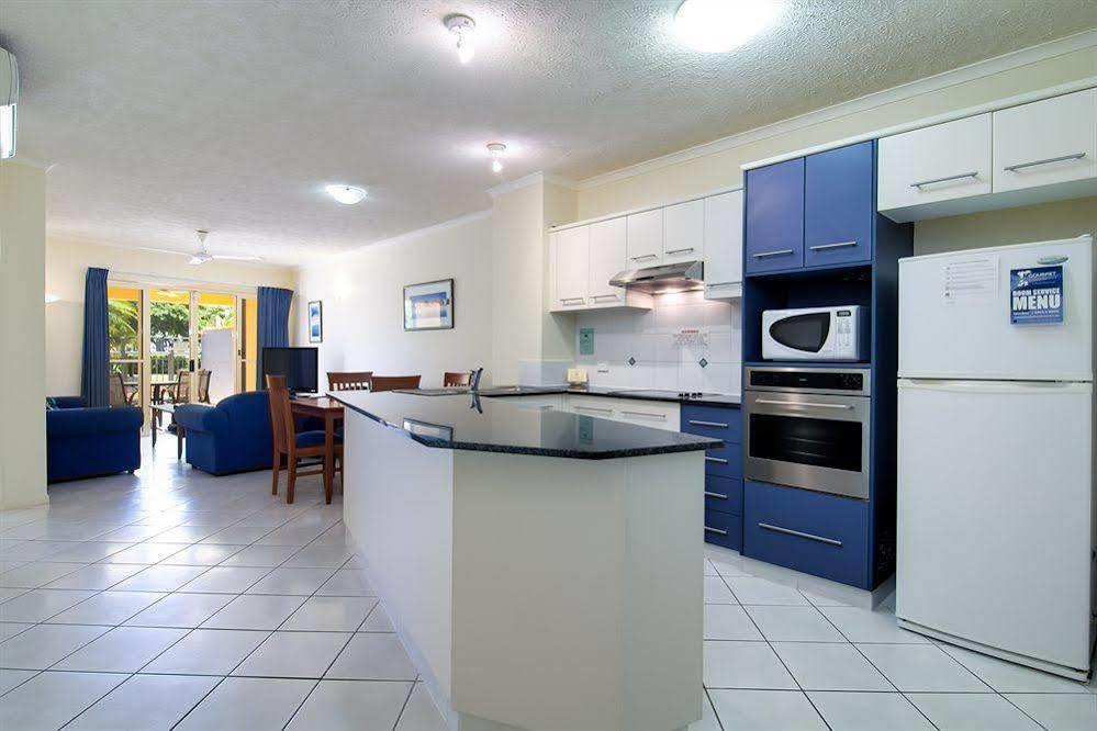 North Cove Waterfront Suites Кернс Екстериор снимка